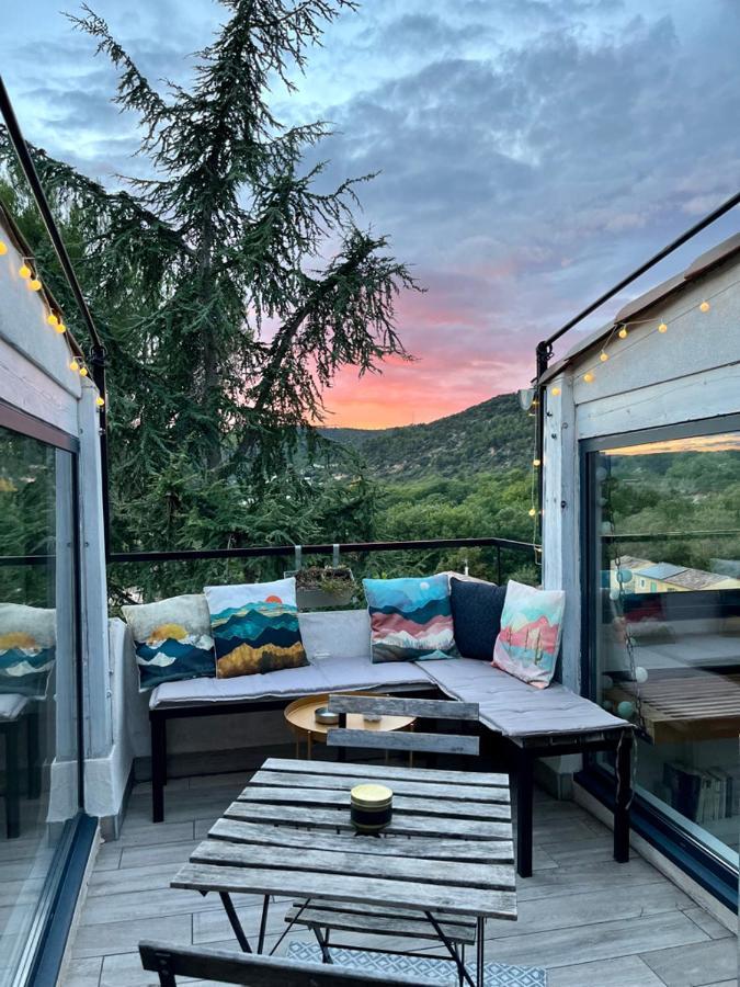Appartement Sur Les Toits, Tres Jolie Vue Provence グレウー・レ・バン エクステリア 写真